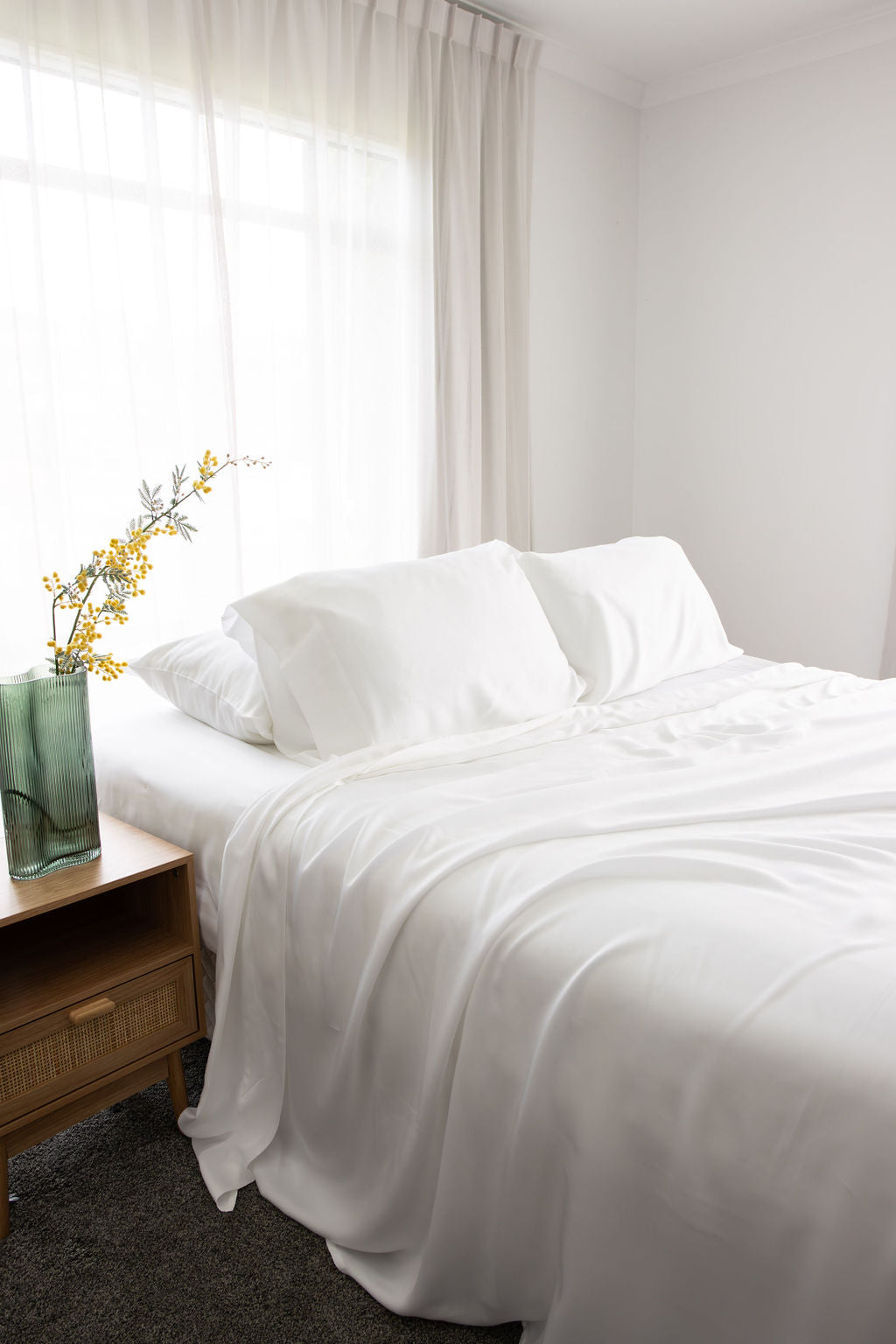 100 Organic Bamboo Sheet Set White Calma Sleeps