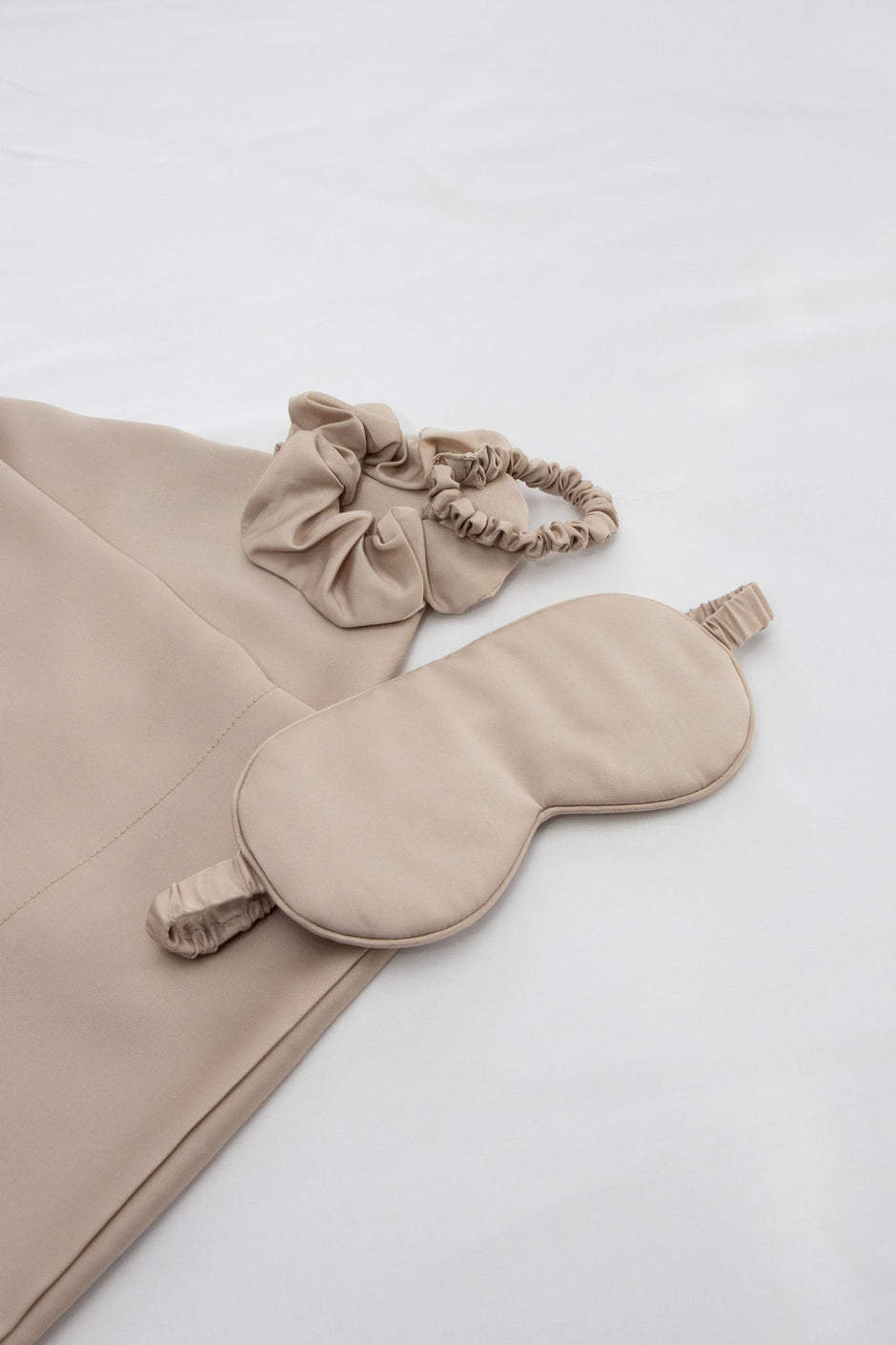 EcoLuxe Bamboo Bedding & Sleep Apparel Calma Sleeps